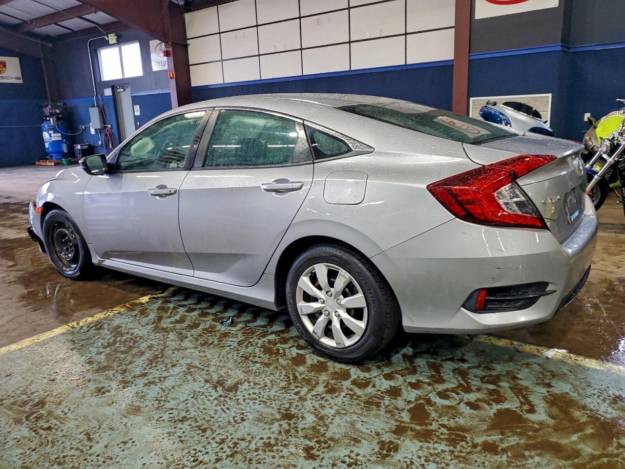 2018 Honda Civic Lx - Фото 2