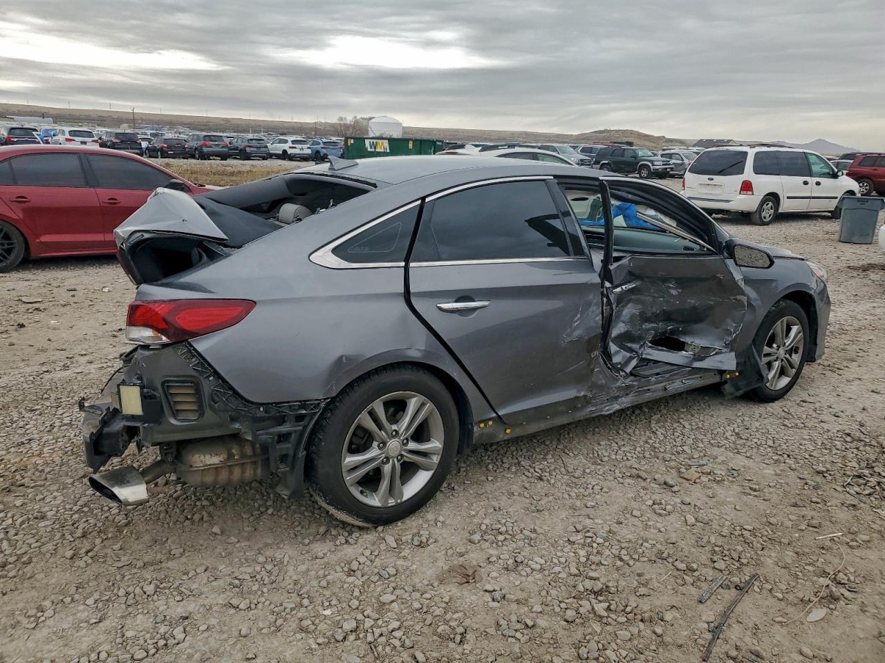 2018 Hyundai Sonata Limited - Image 3