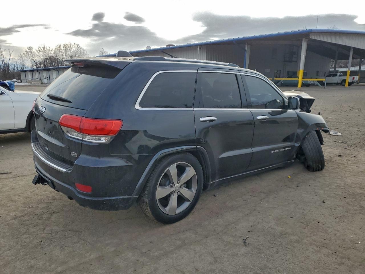 2016 Jeep Grand Cherokee Overland - Фото 3