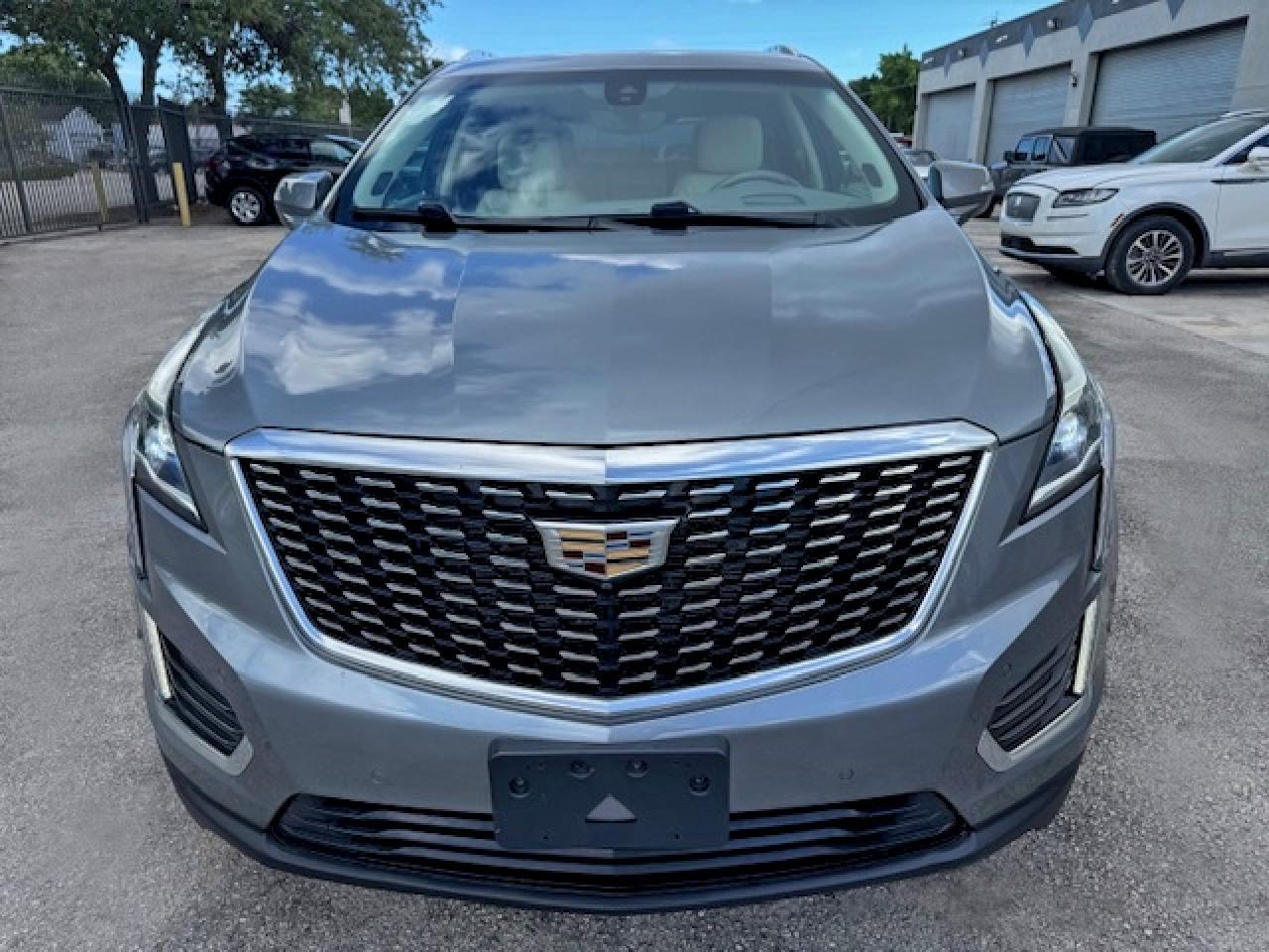 2020 Cadillac Xt5 Premium Luxury - Image 5