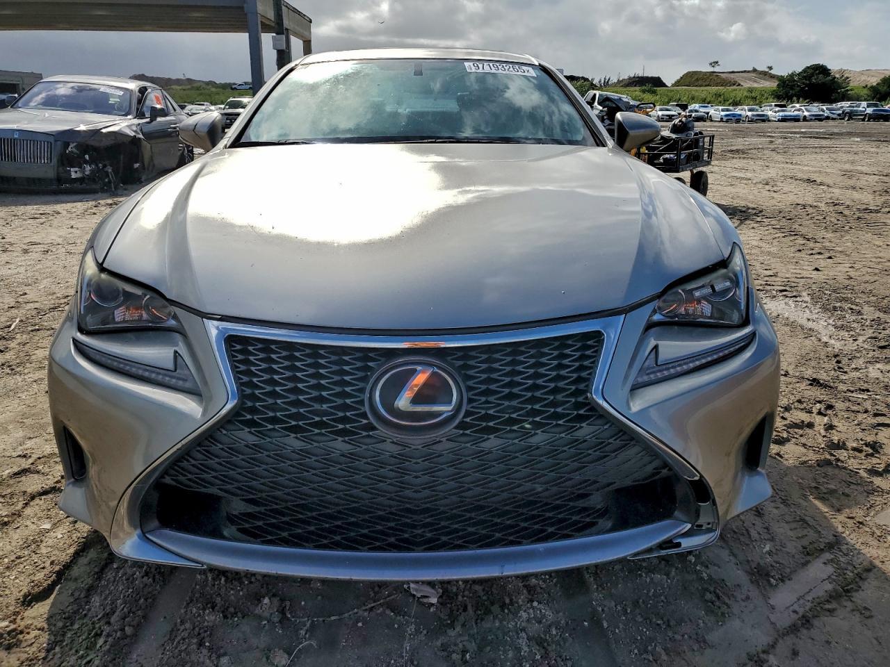 2016 Lexus Rc 200T - Фото 5