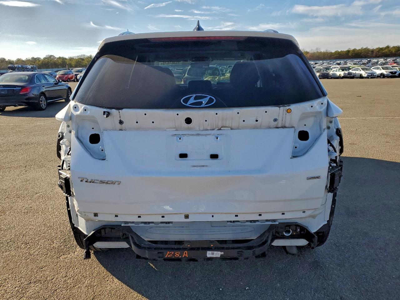 2023 Hyundai Tucson Limited - Фото 6