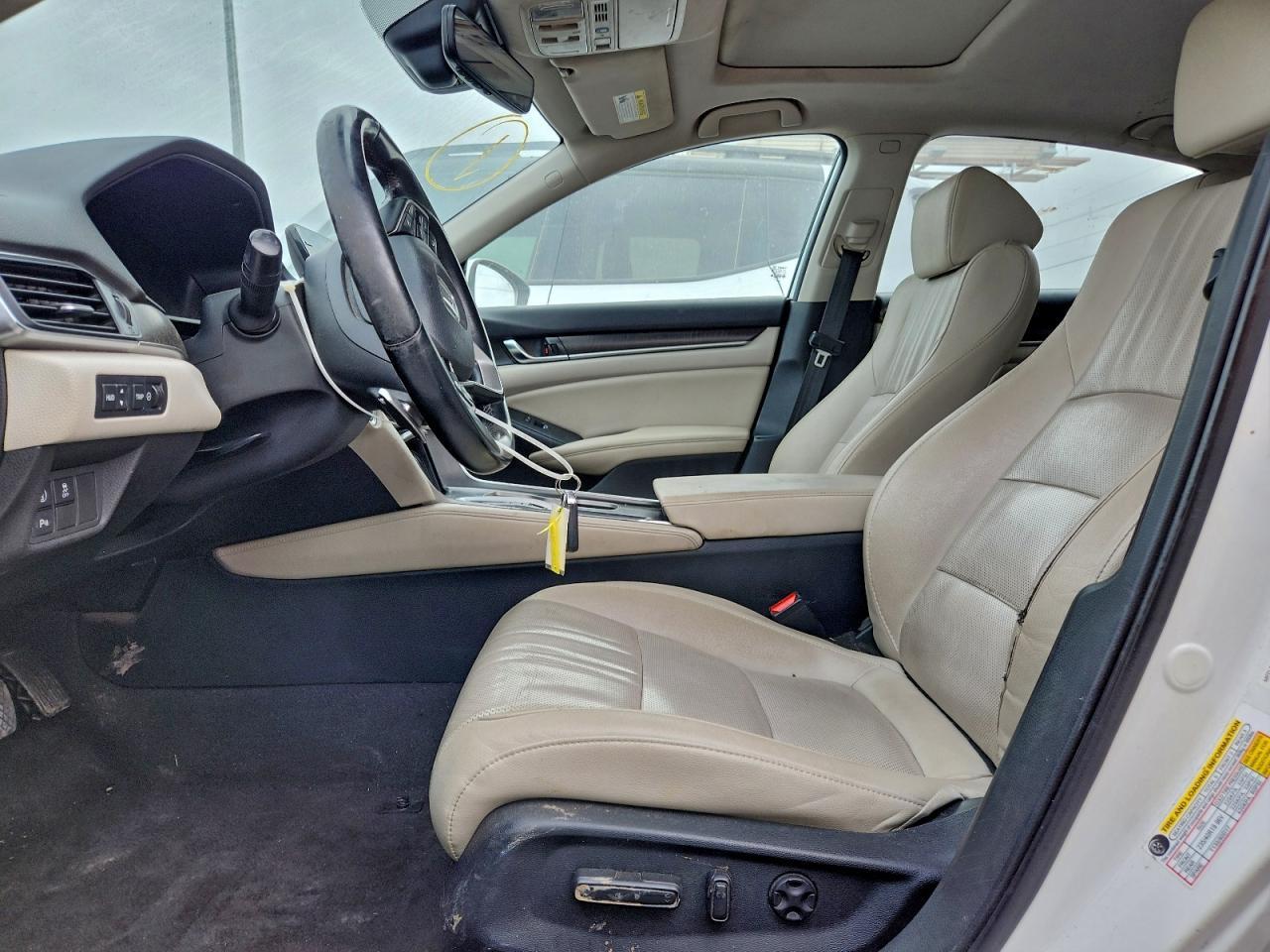 2019 Honda Accord Touring - Фото 7