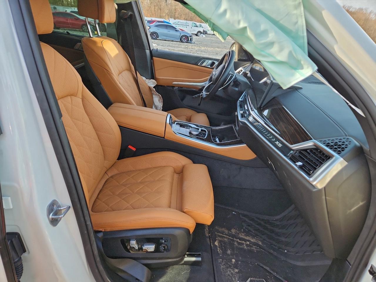 2026 BMW X5 xDrive40I - Image 7