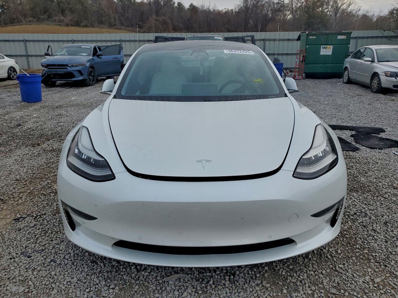 2020 Tesla Model 3 - Image 5