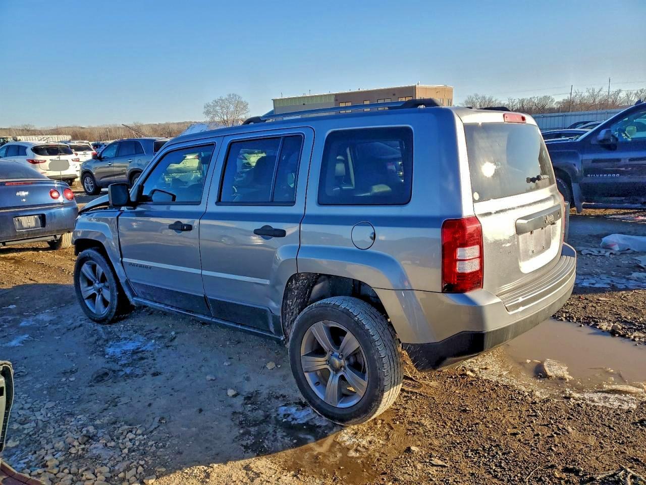 2016 Jeep Patriot Sport - Фото 2