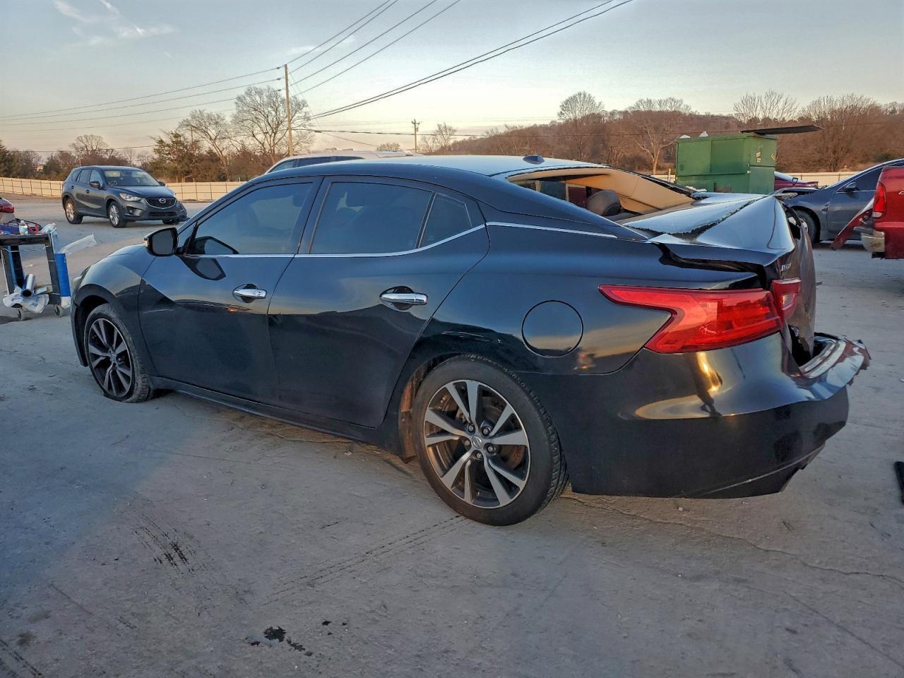 2017 Nissan Maxima 3.5S - Фото 2