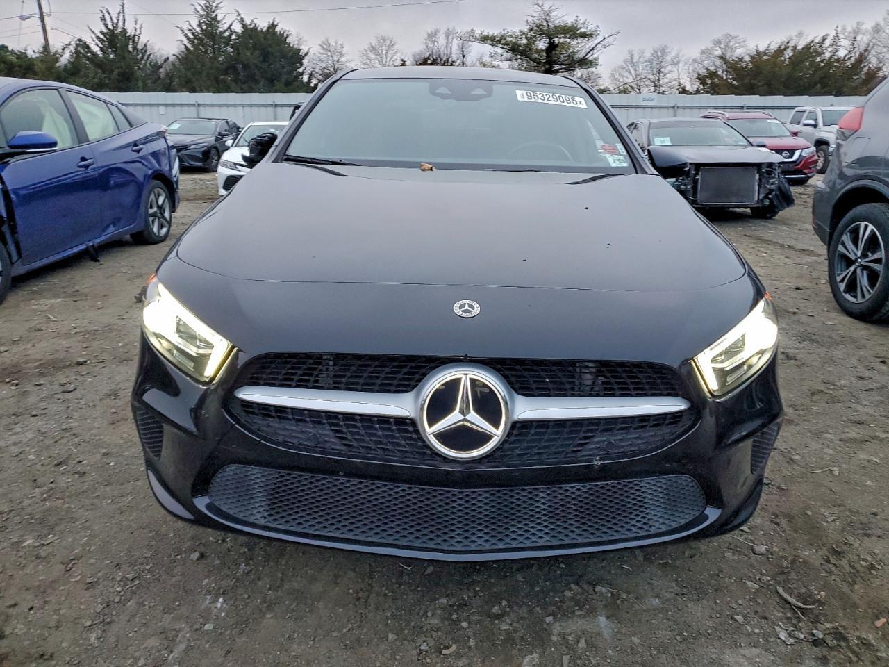 2021 Mercedes-Benz A 220 4Matic - Image 5