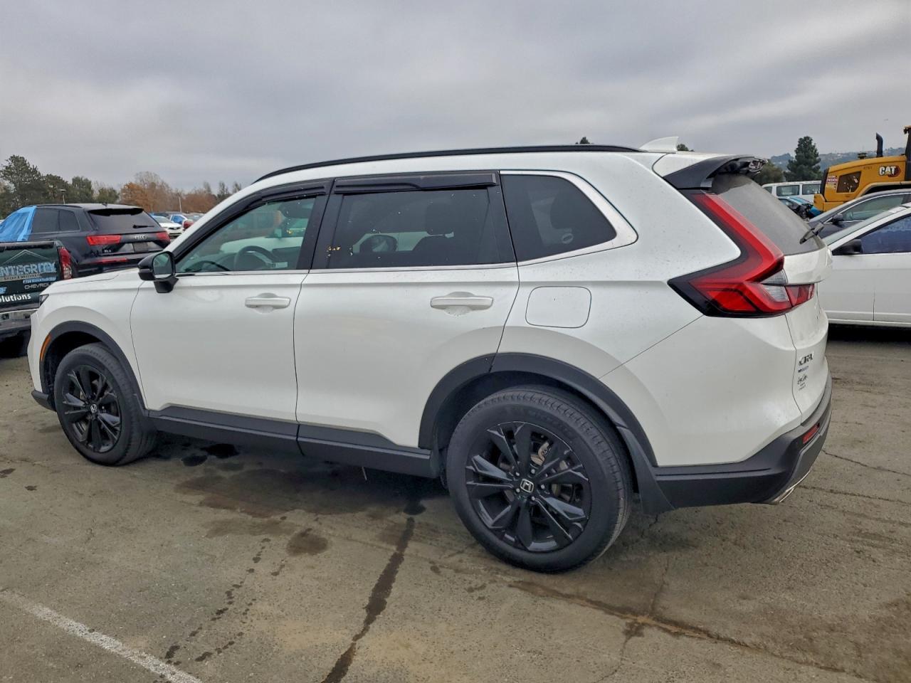 2024 Honda Cr-V Sport Touring - Image 2