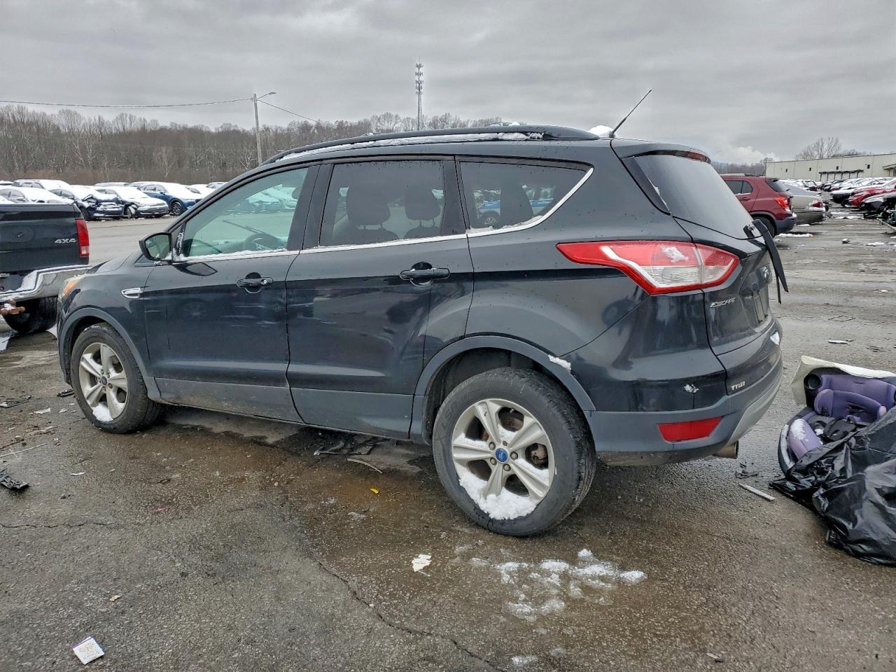 2013 Ford Escape Se - Фото 2