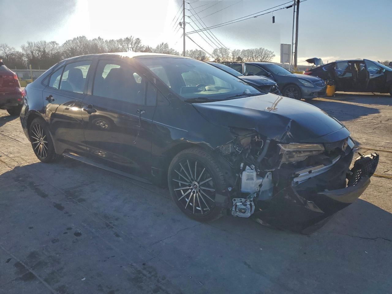 2020 Toyota Corolla Le - Фото 4