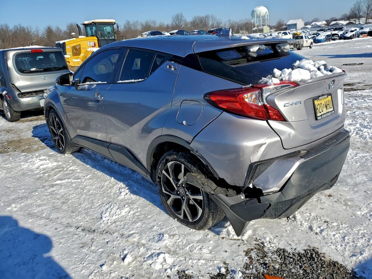 2020 Toyota C-Hr Xle - Image 2