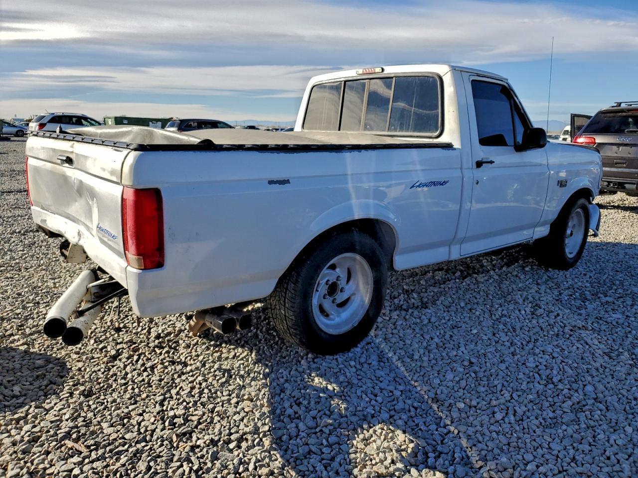 1994 Ford F150 - Image 3