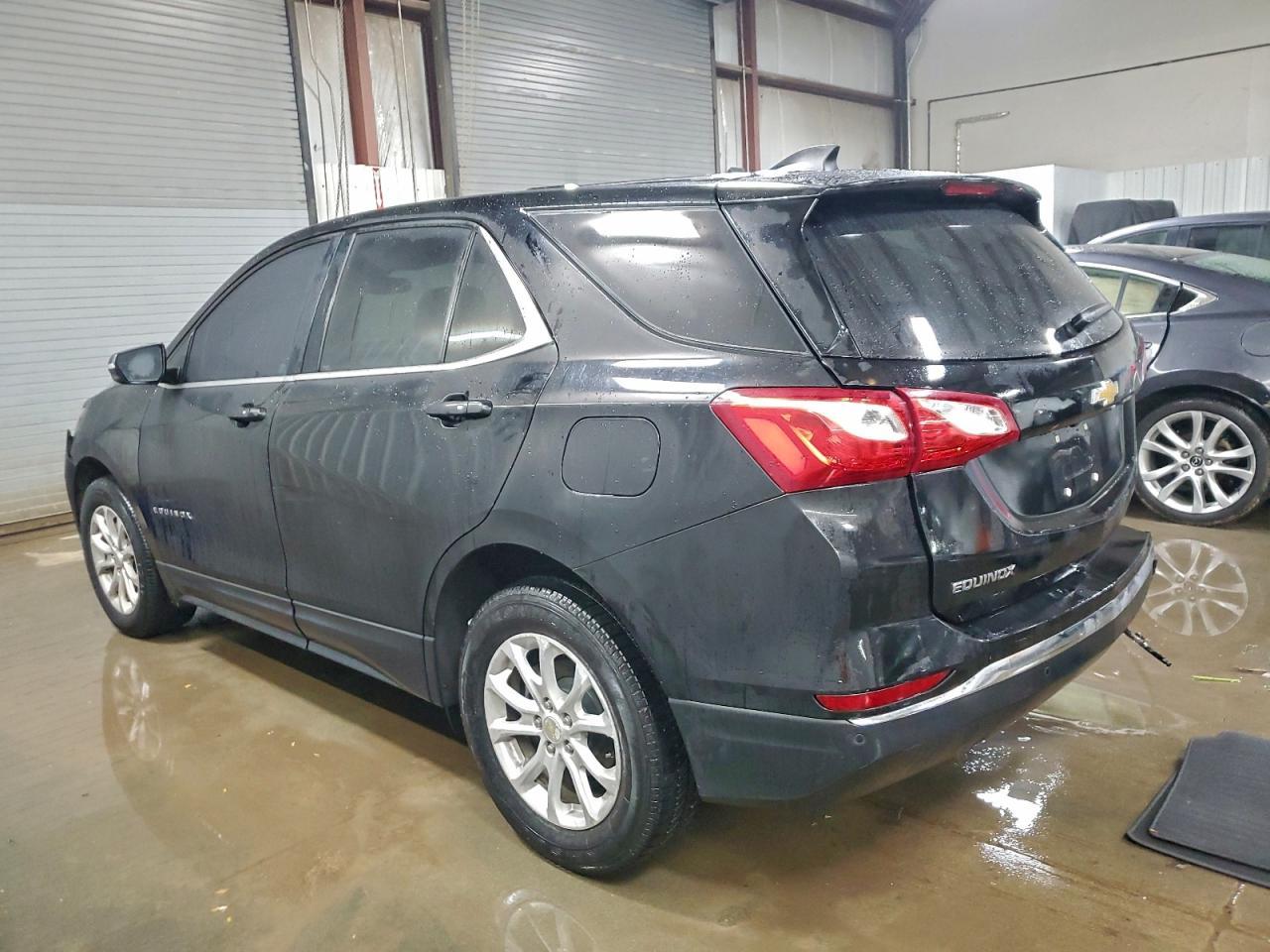 2020 Chevrolet Equinox Ls - Фото 2