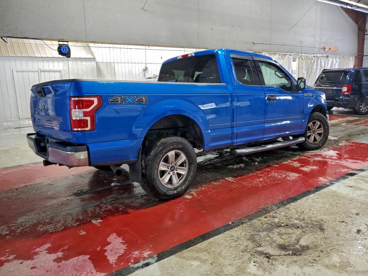 2020 Ford F150 Super Cab - Фото 3