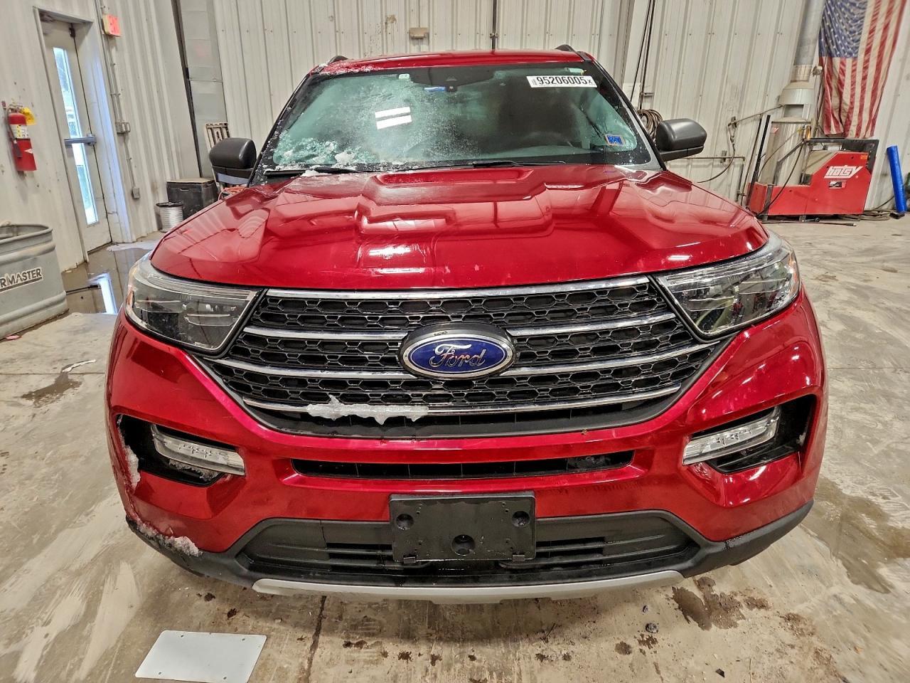 2022 Ford Explorer Xlt - Фото 5