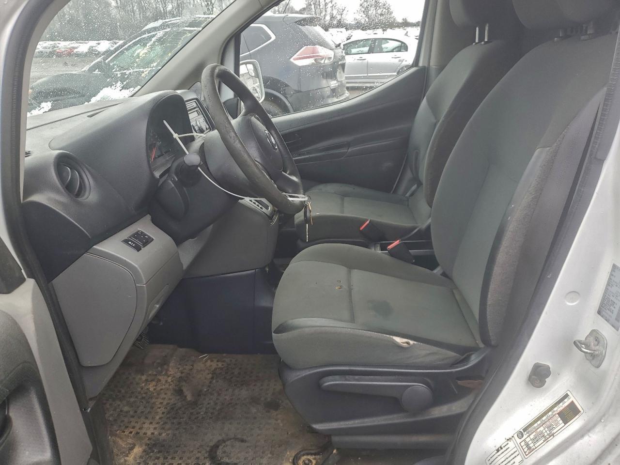 2015 Nissan Nv200 2.5S - Фото 7