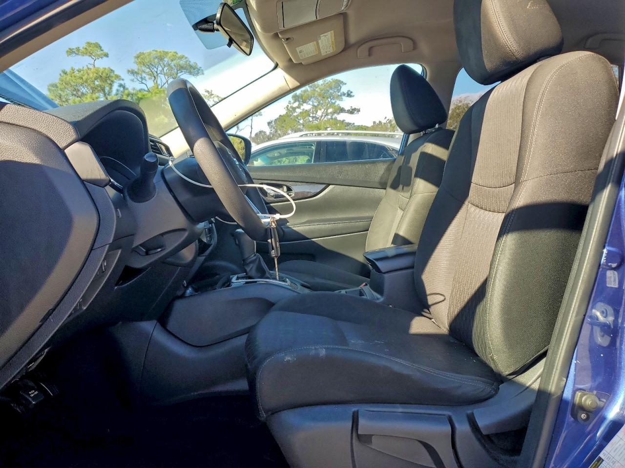 2018 Nissan Rogue S - Image 7