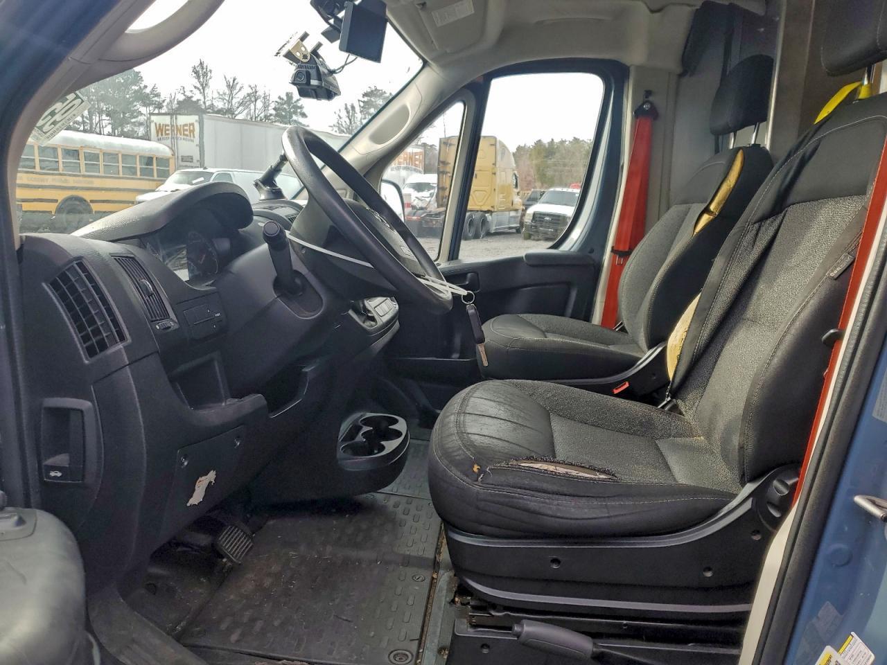 2020 Ram Trucks Promaster Cargo Van - Prior Fleet - Engine Light Is On - Фото 7