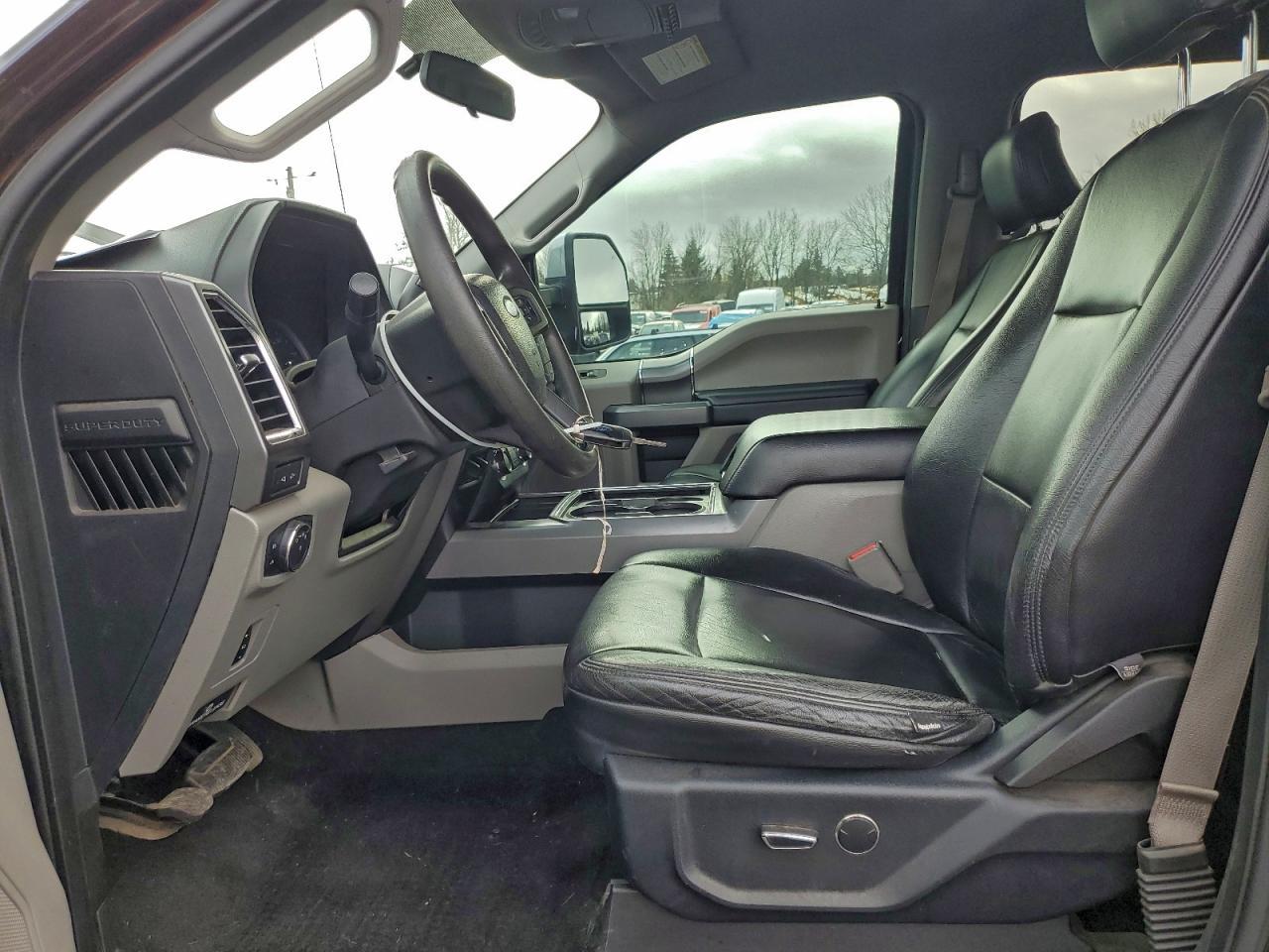 2017 Ford F350 Super Duty - Фото 7