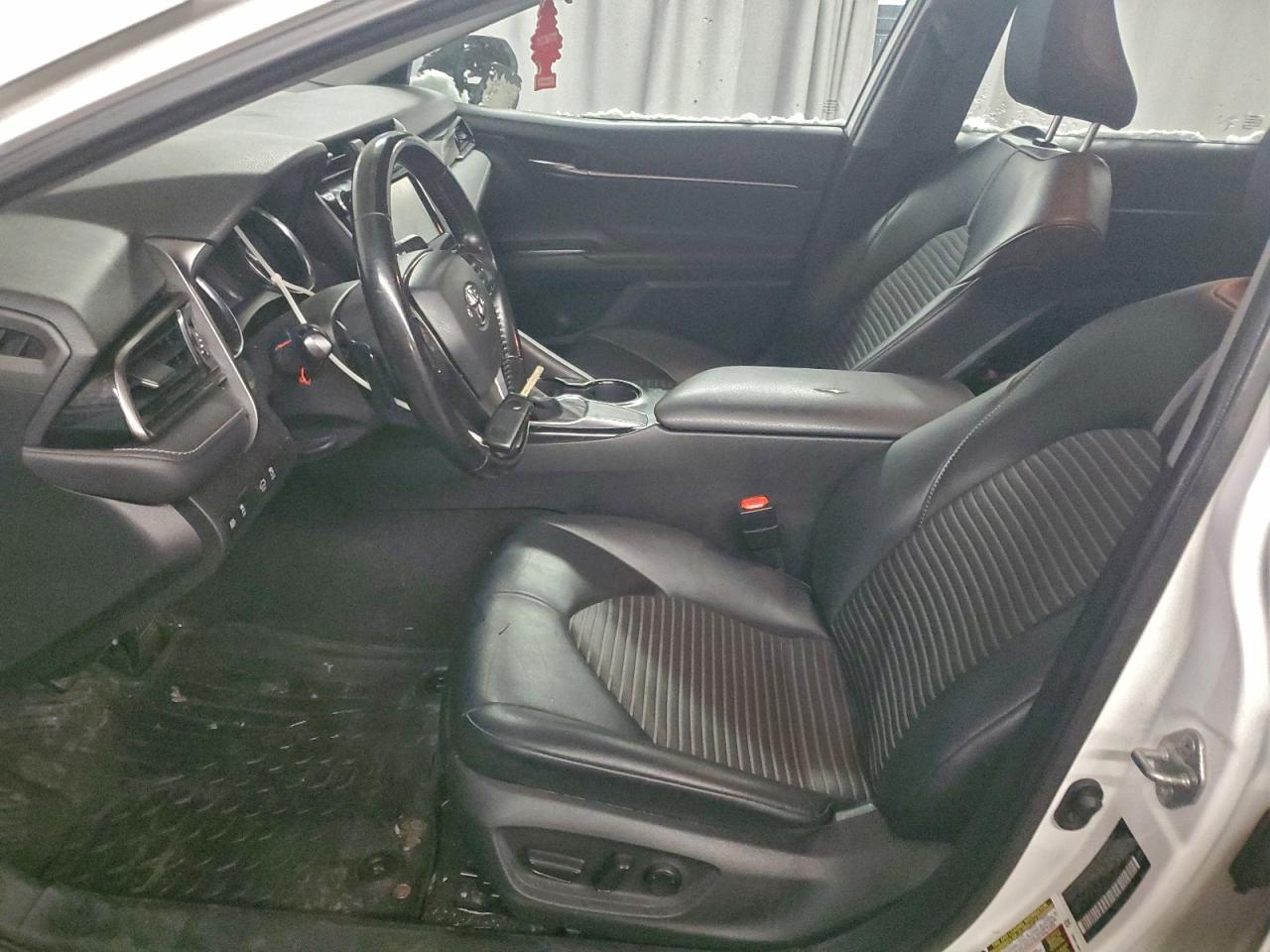2020 Toyota Camry Se - Image 7