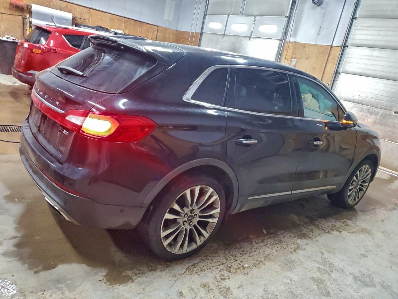 2016 Lincoln Mkx Reserve - Image 3
