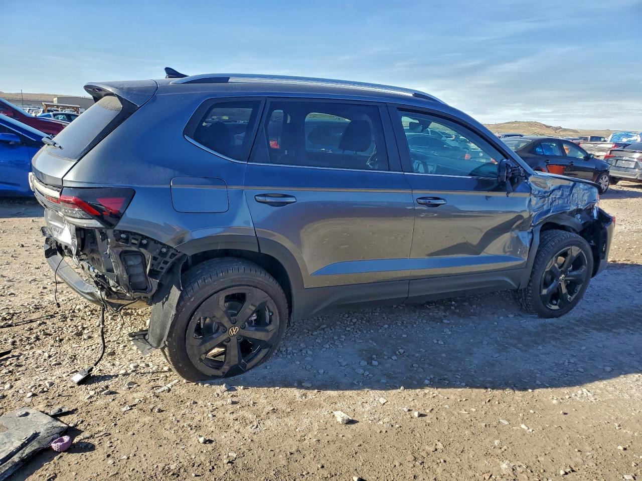 2025 Volkswagen Taos Sel - Фото 3