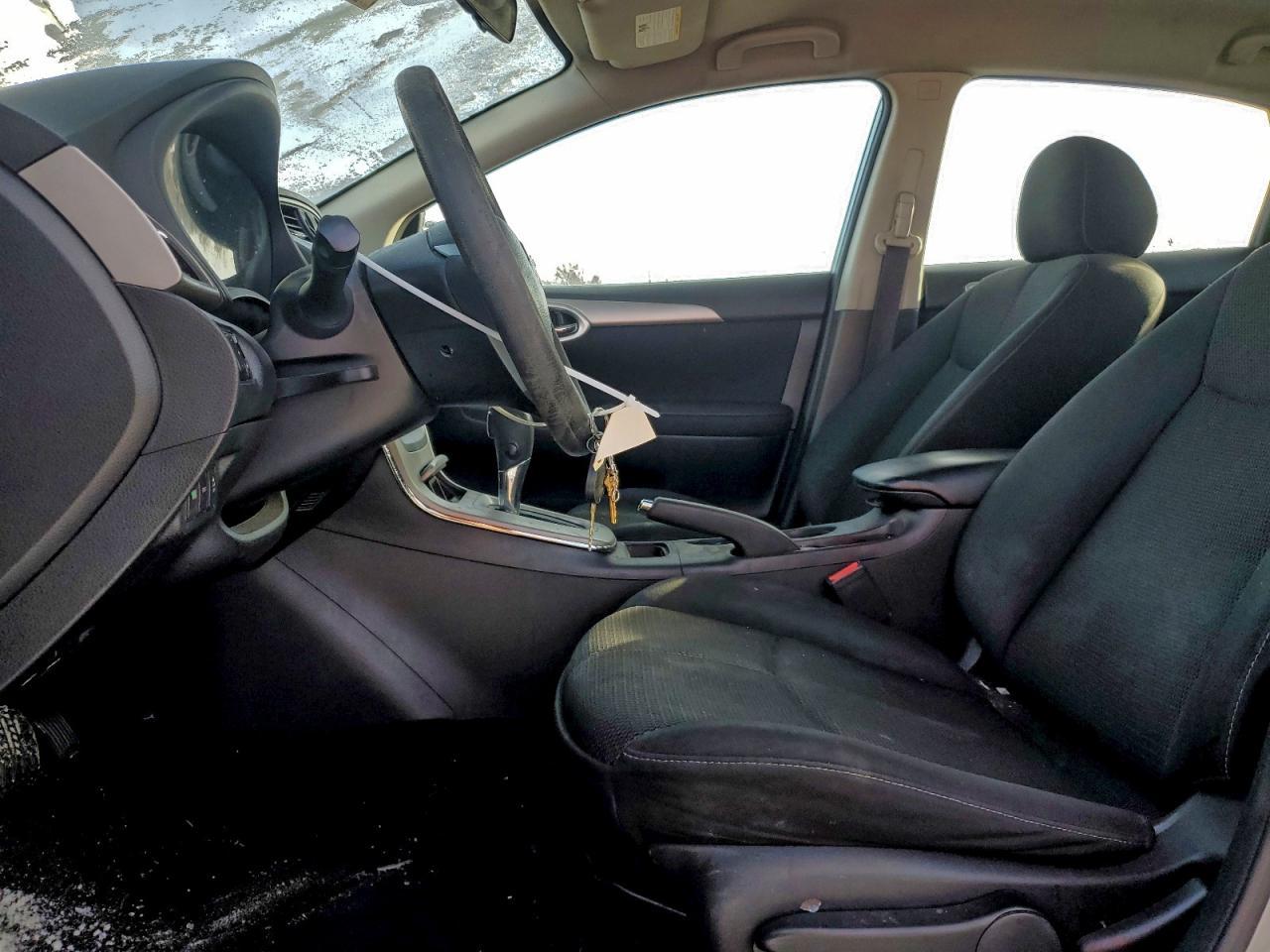 2014 Nissan Sentra S - Фото 7