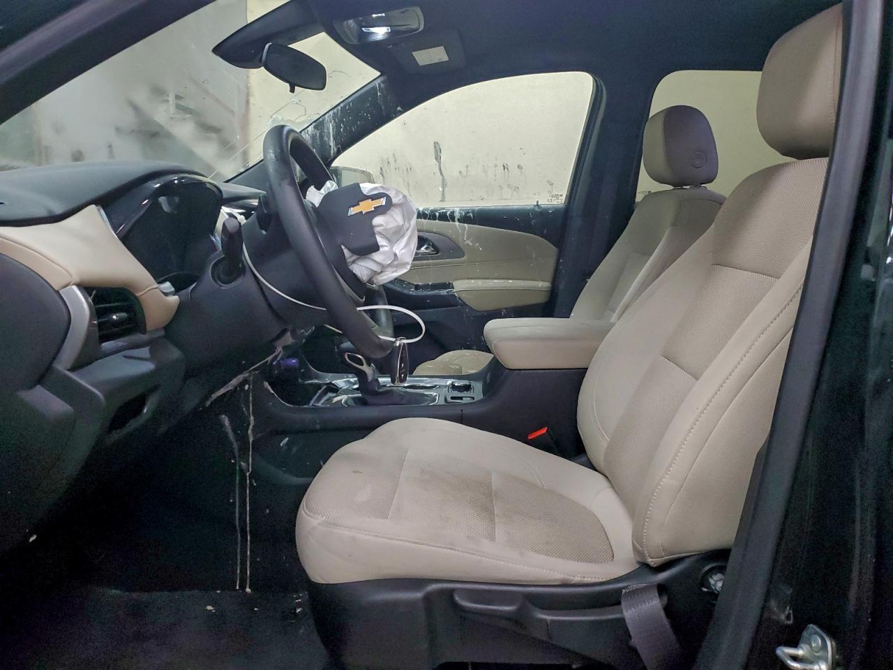 2023 Chevrolet Traverse Ls - Image 7