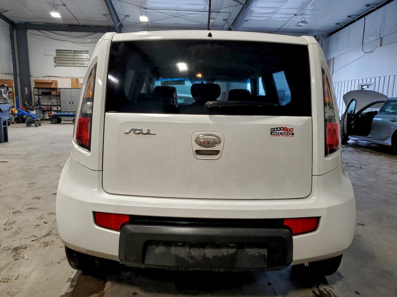 2010 Kia Soul + - Фото 6