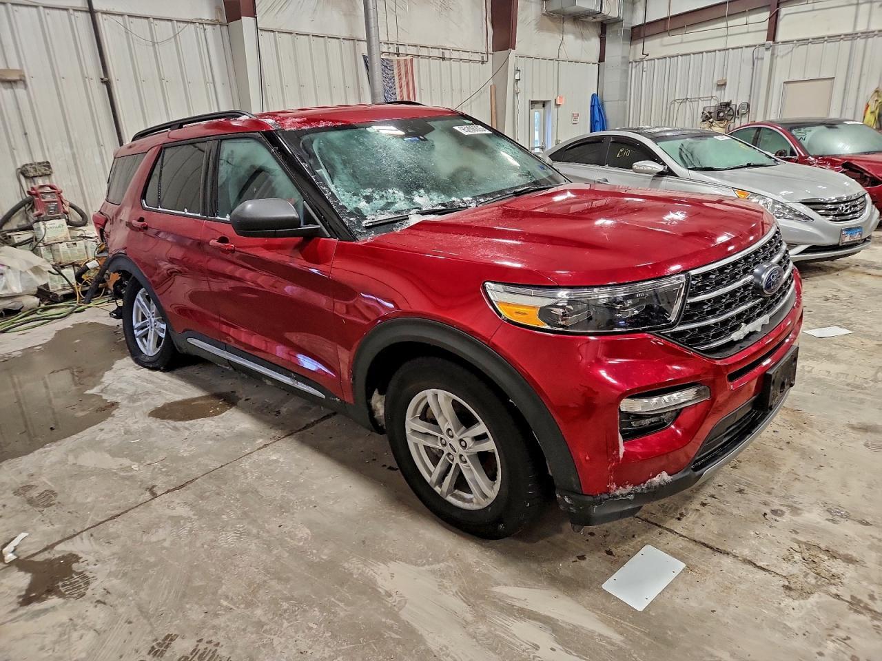 2022 Ford Explorer Xlt - Фото 4