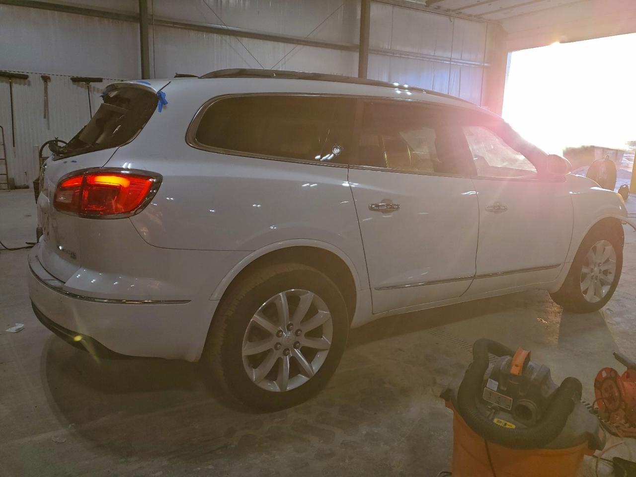 2016 Buick Enclave - Image 3
