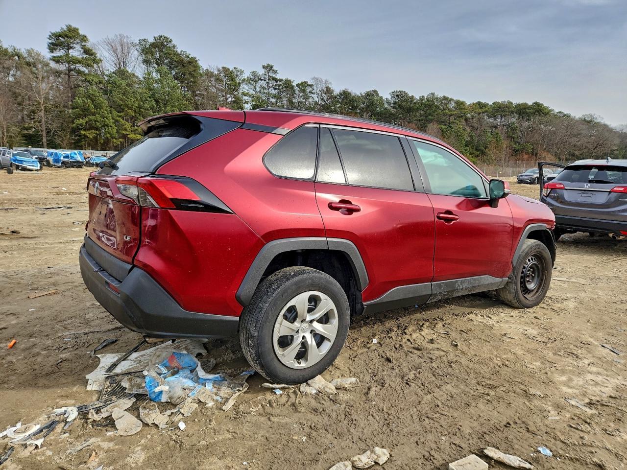 2021 Toyota Rav4 Le - Фото 3