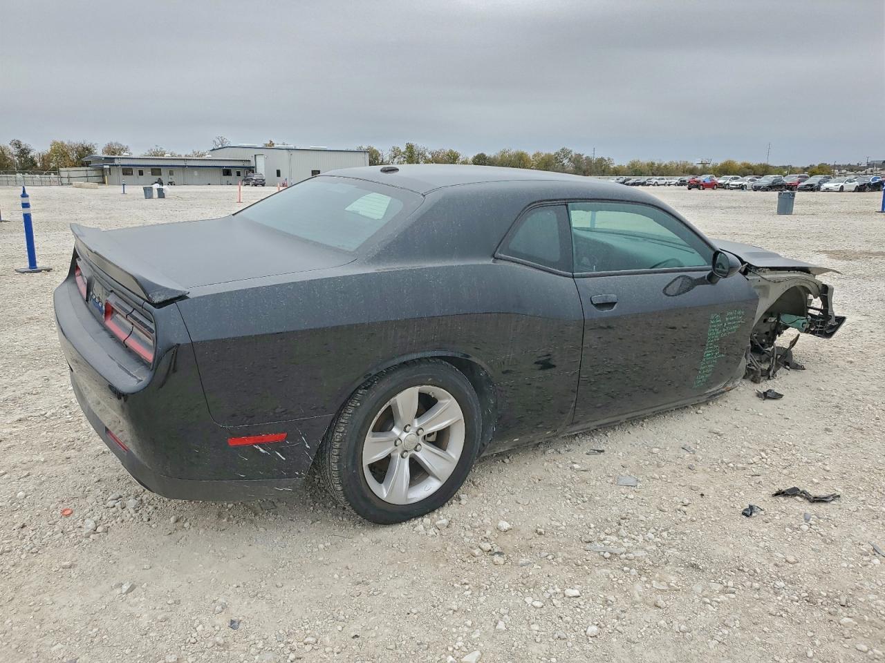 2023 Dodge Challenger Sxt - Фото 3