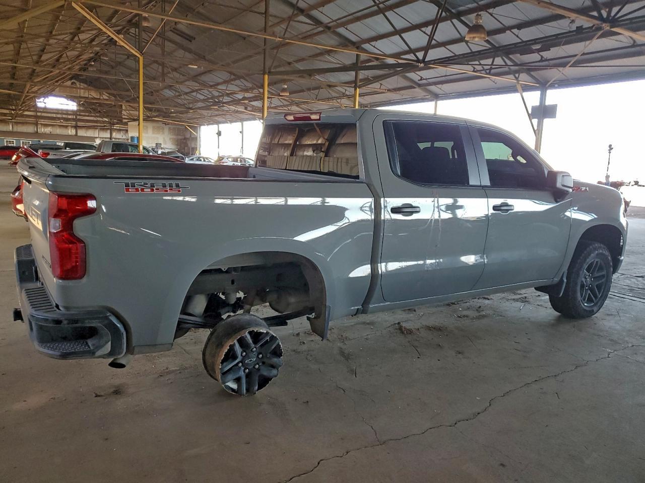2025 Chevrolet Silverado K1500 Trail Boss Custom - Image 3
