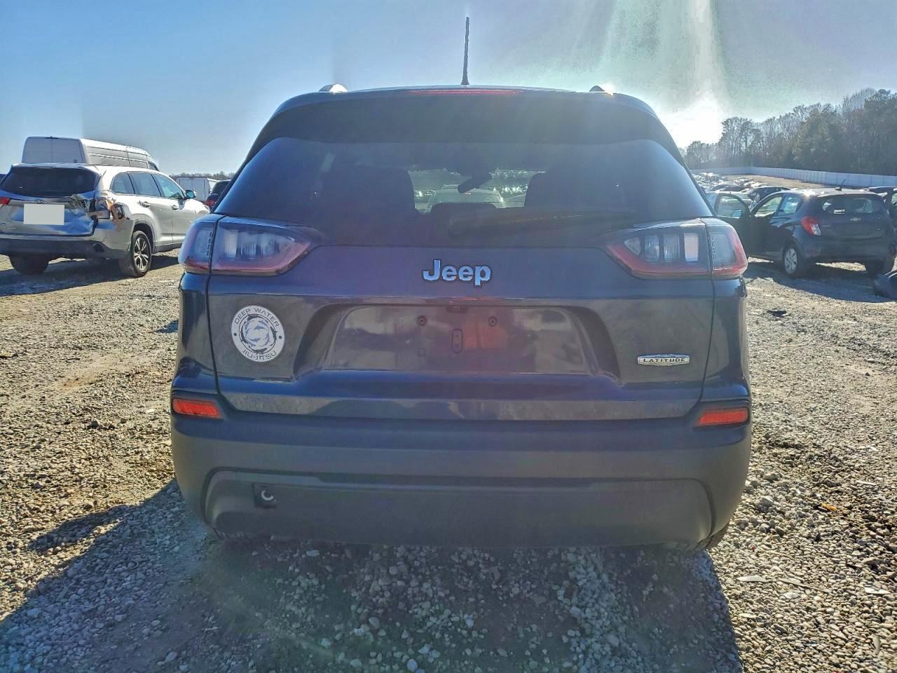 2020 Jeep Cherokee Latitude - Image 6