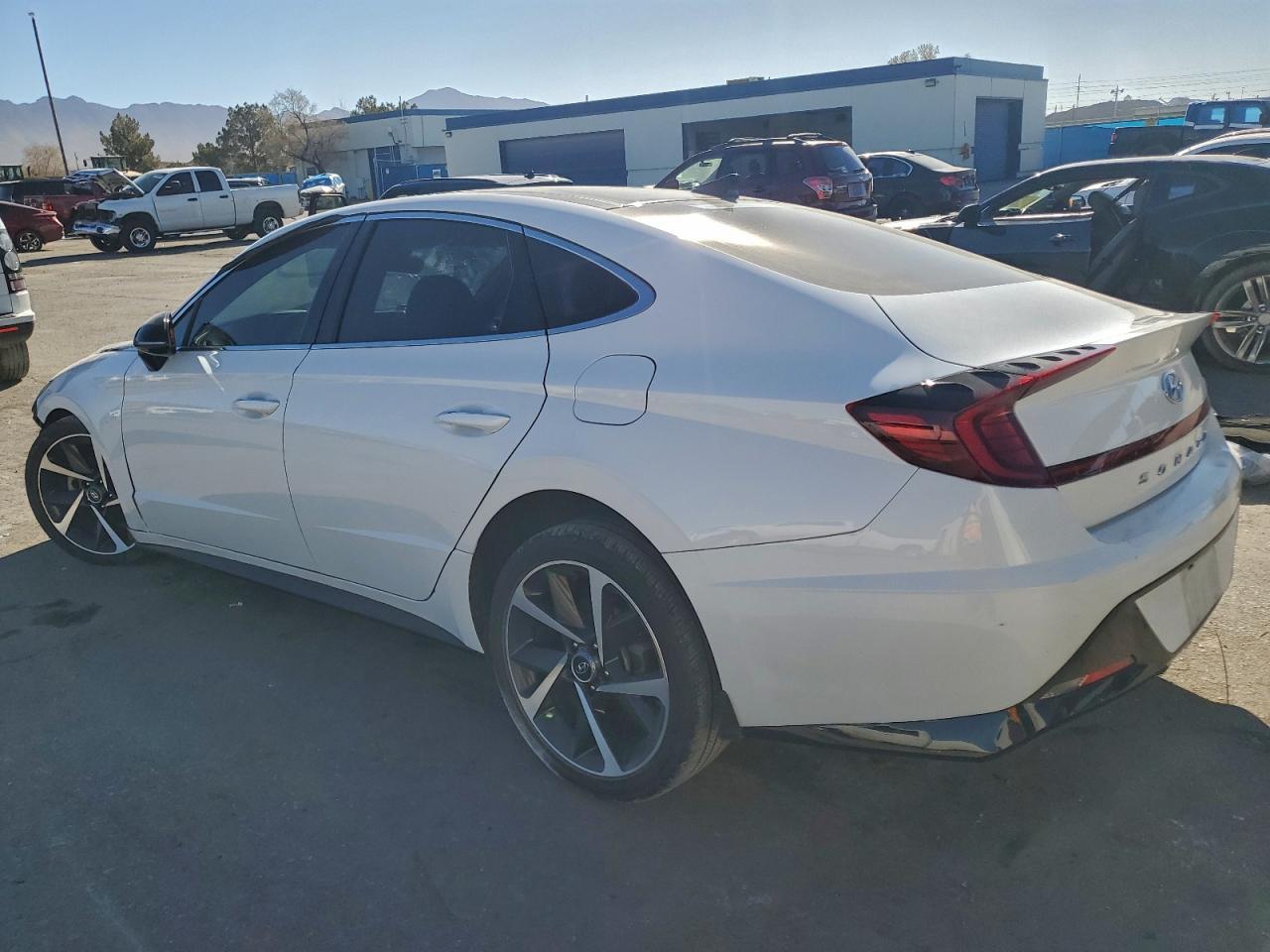 2021 Hyundai Sonata Sel Plus - Фото 2