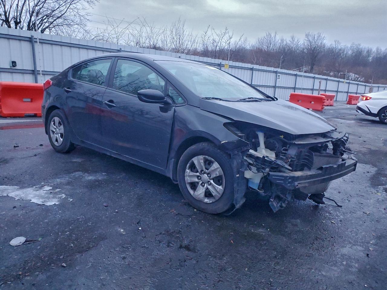 2015 Kia Forte Lx - Image 4