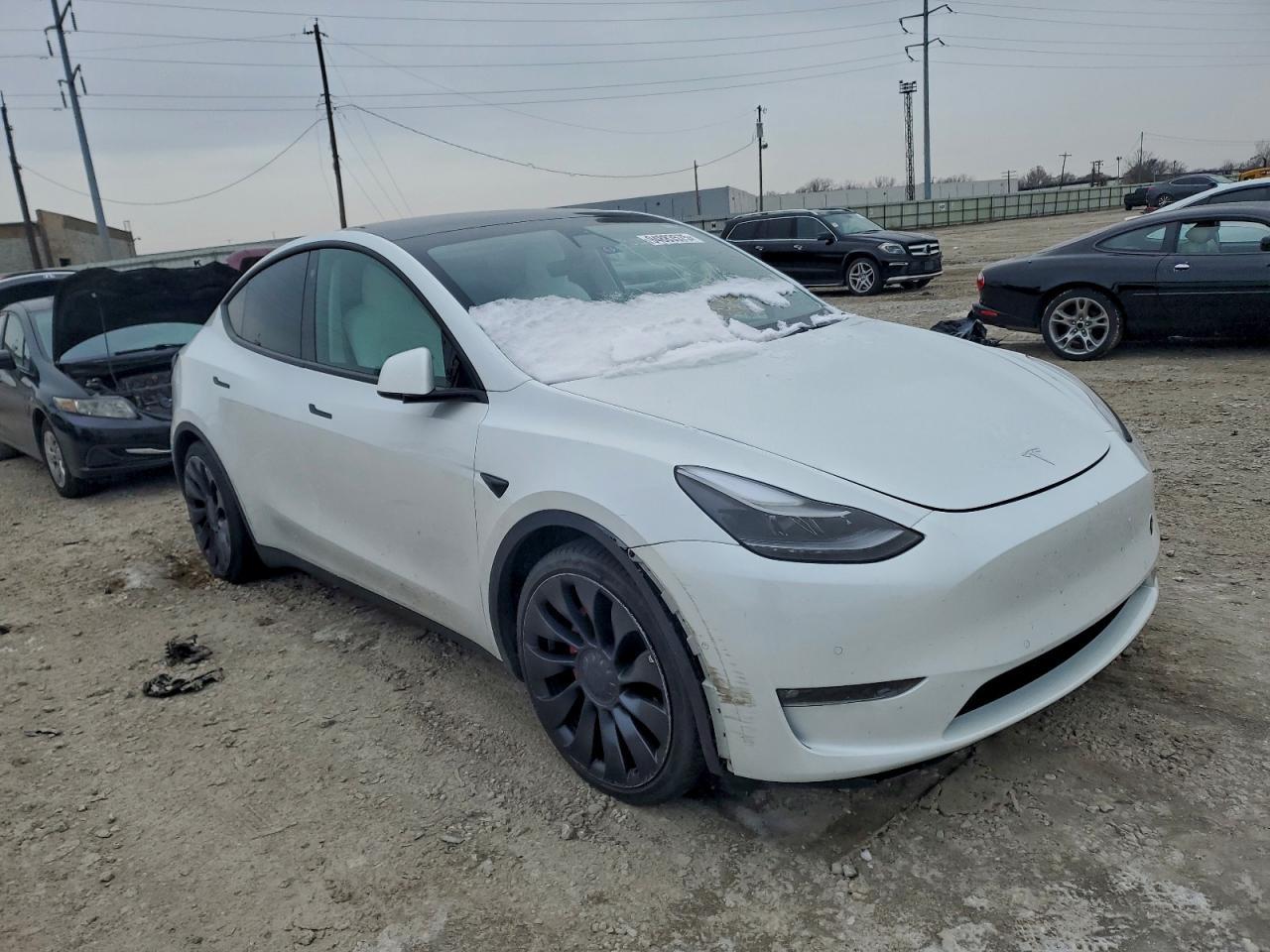 2022 Tesla Model Y - Фото 4