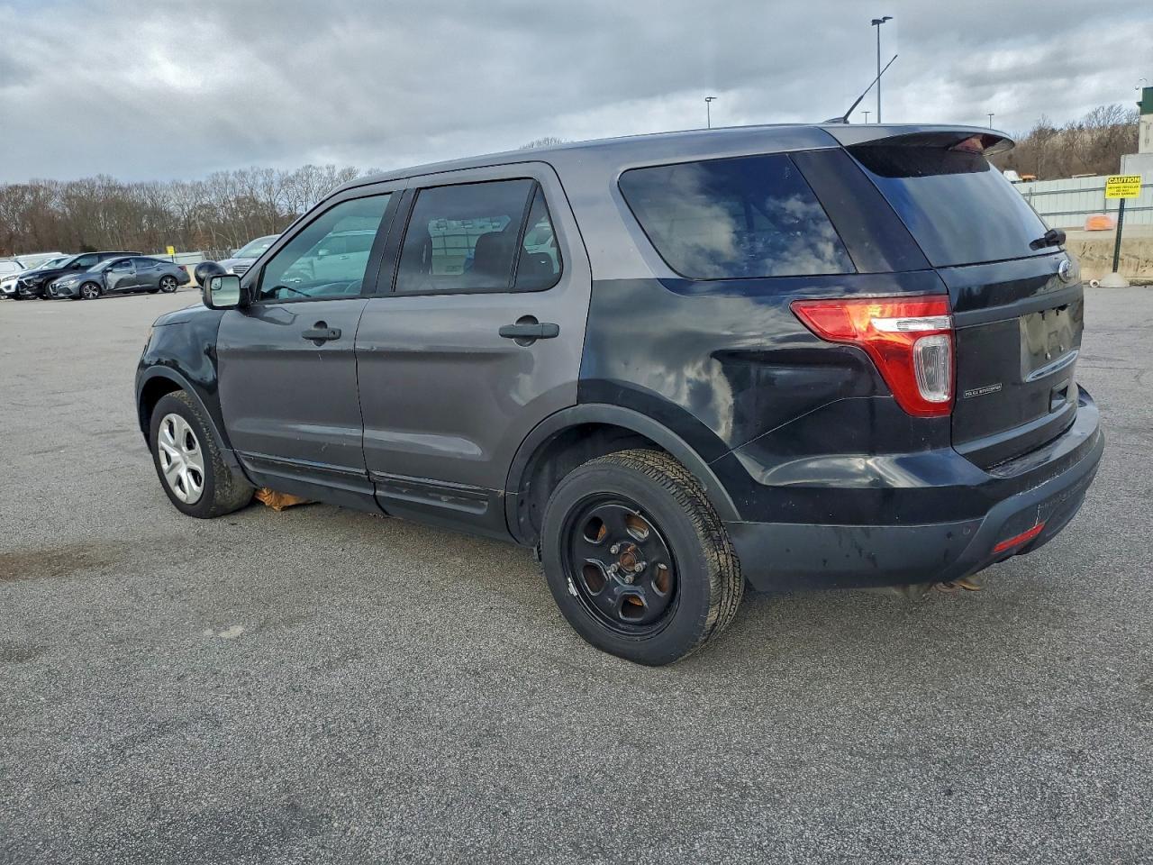 2015 Ford Explorer Police Interceptor - Image 2