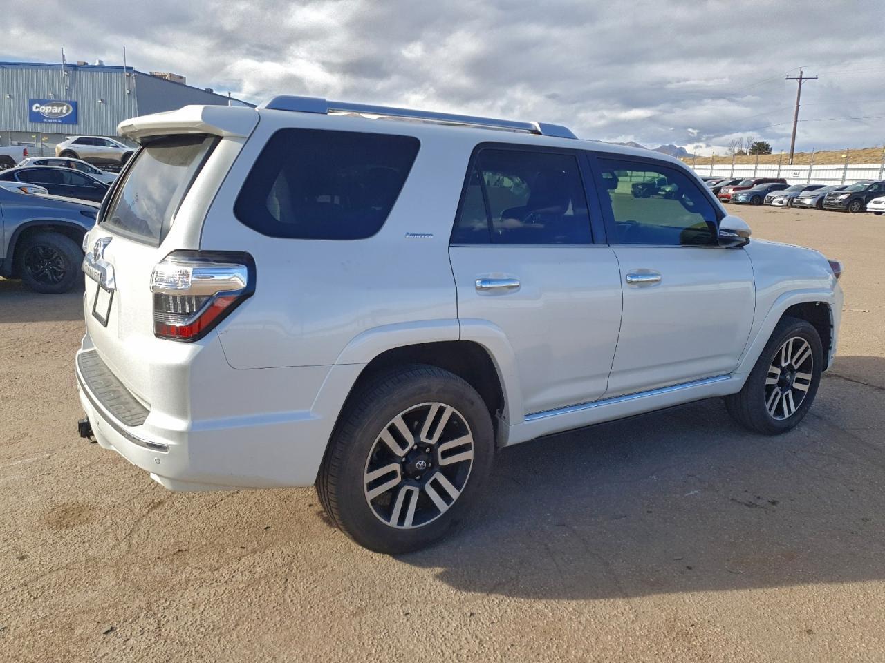 2016 Toyota 4Runner Sr5/Sr5 Premium - Фото 3