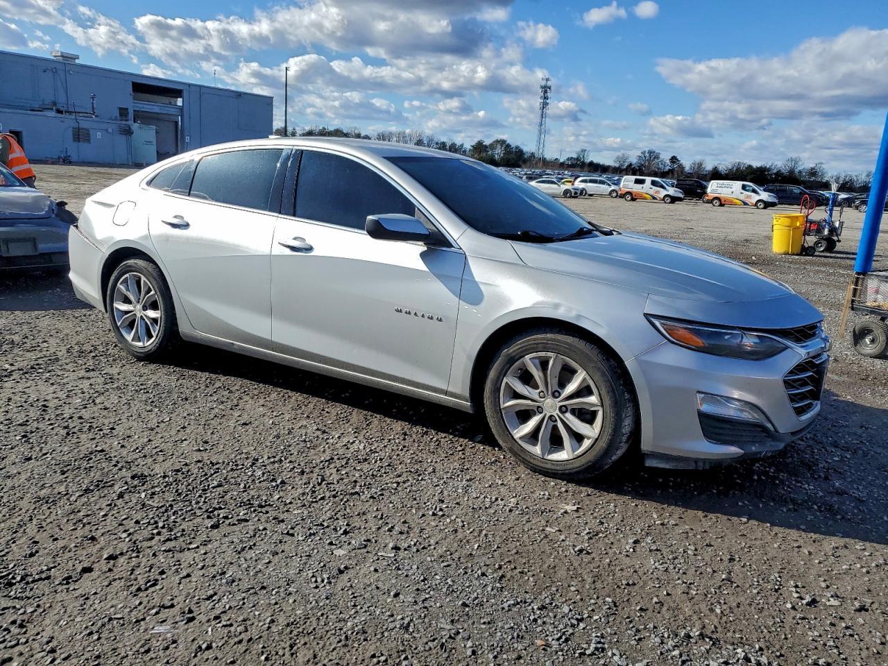 2020 Chevrolet Malibu Lt - Image 4