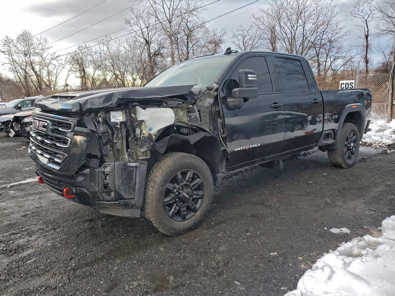 2025 GMC Sierra K2500 At4