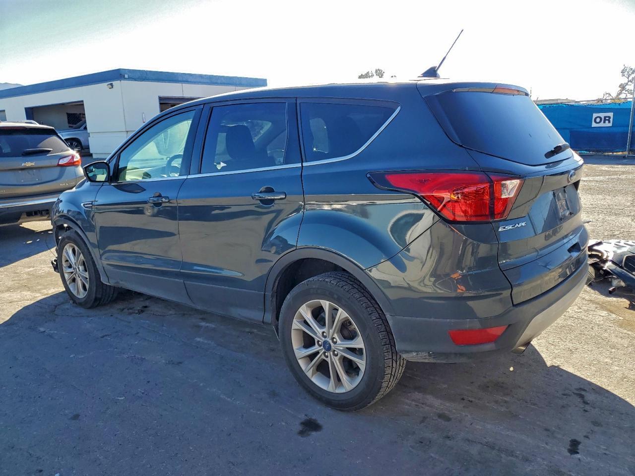 2019 Ford Escape Se - Image 2