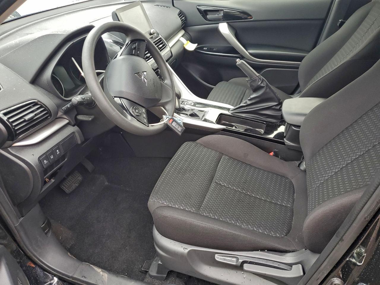 2025 Mitsubishi Eclipse Cross Le - Фото 7