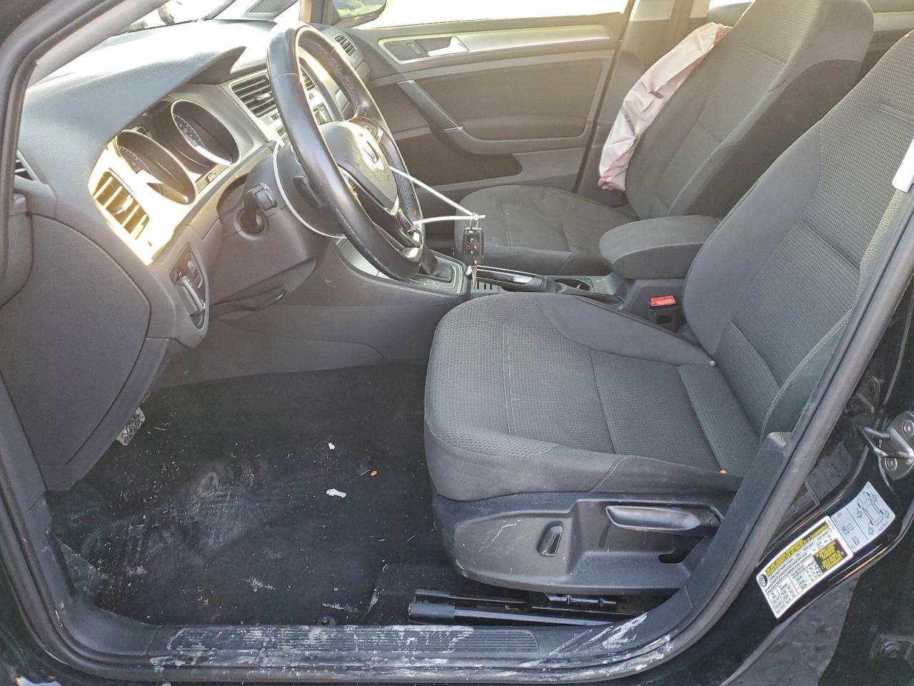 2016 Volkswagen Golf S - Image 7