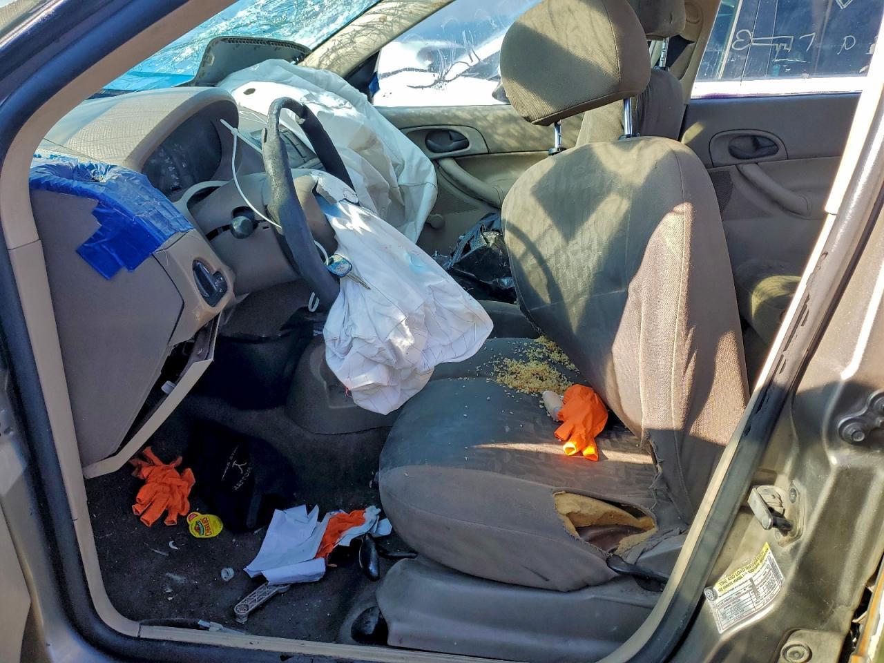 2005 Ford Focus Zx4 - Фото 7