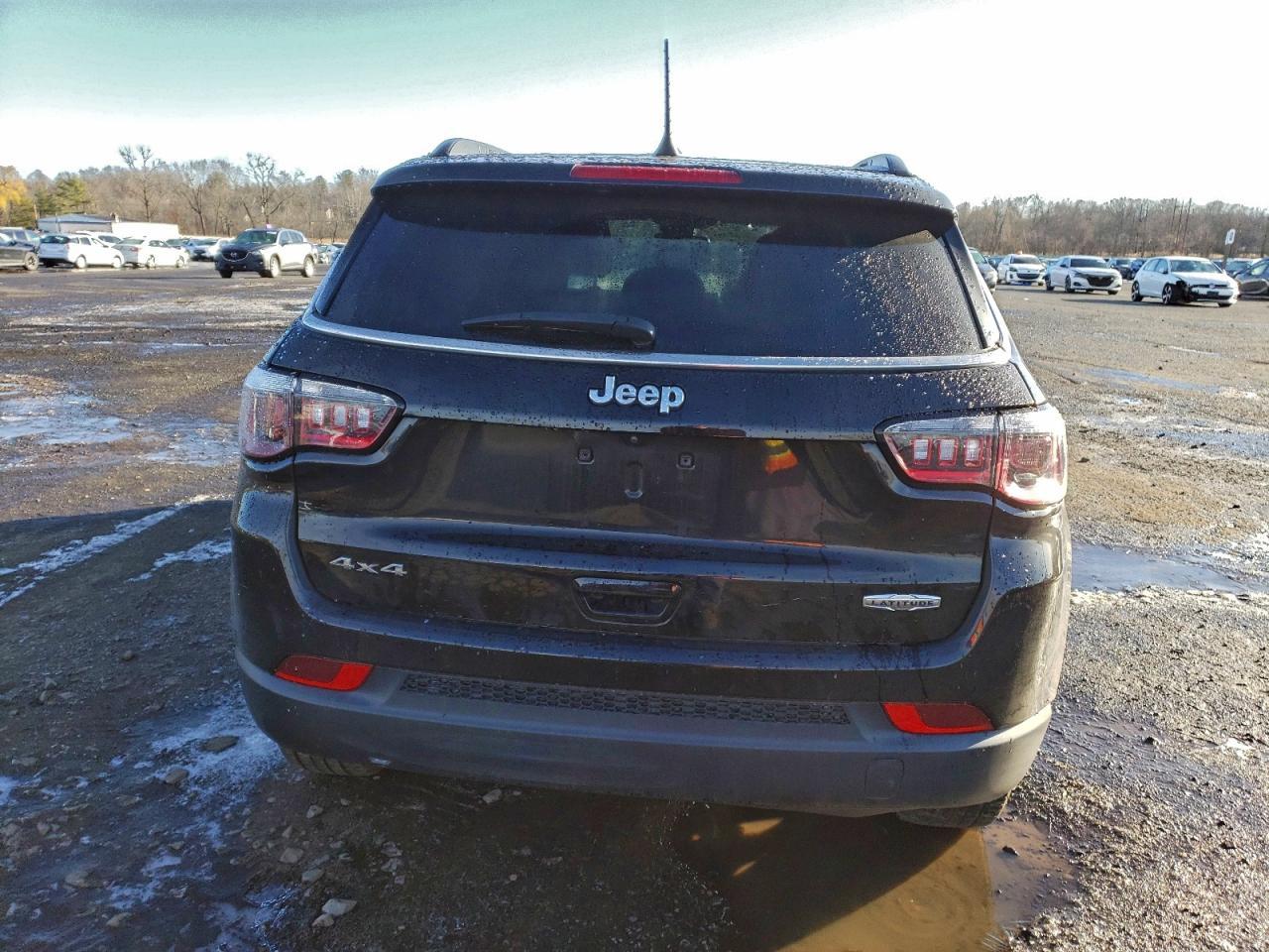 2023 Jeep Compass Latitude - Фото 6