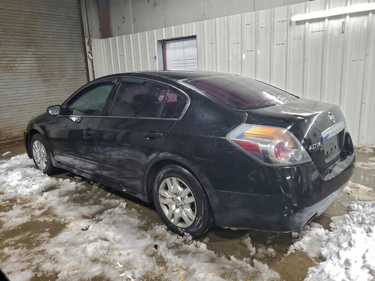 2012 Nissan Altima Base - Image 2