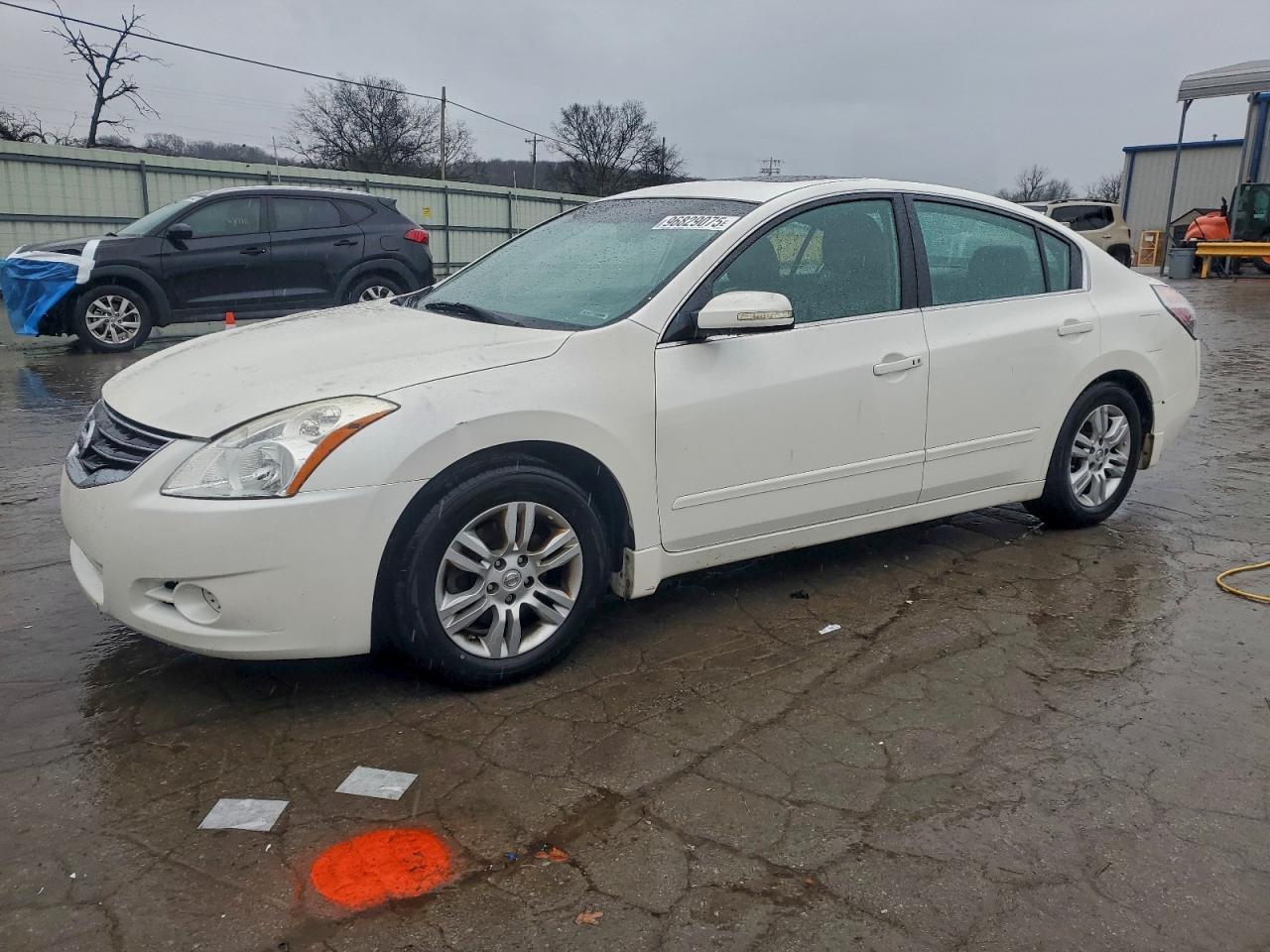 2011 Nissan Altima Base